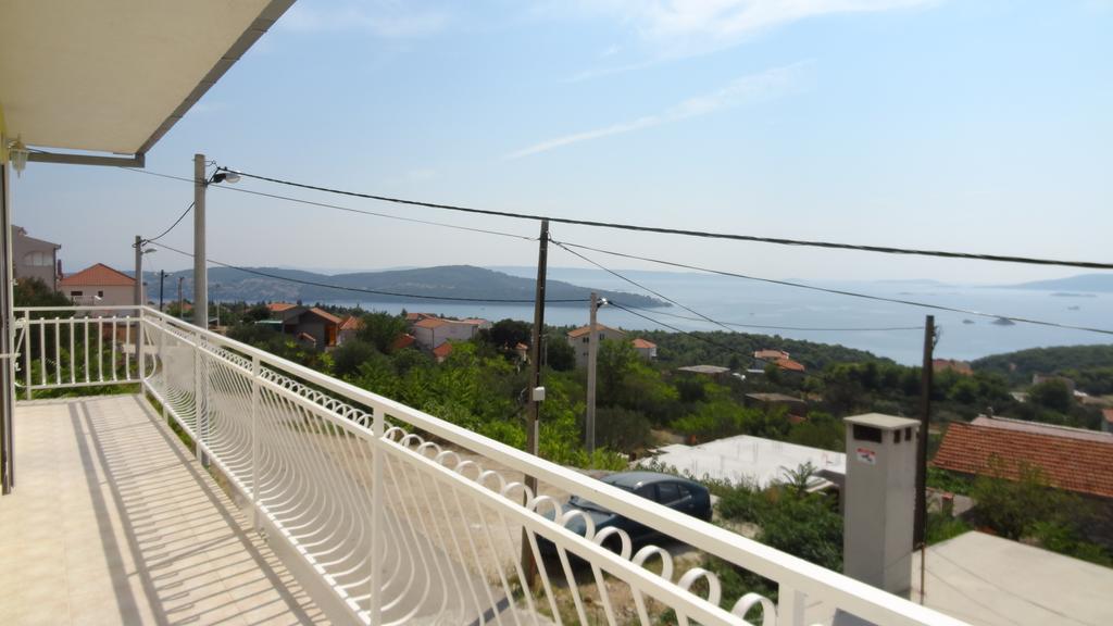 Apartments Braco Seget Vranjica Exterior foto